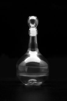 Стеклянный графин «Шар»